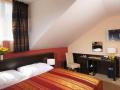 pokój hotelowy Manes