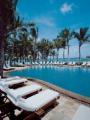 One & Only Le Saint Geran basen