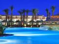 Sierra Hotel podświetlenie basenu