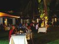 restauracja w ogrodzie