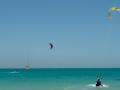 kitesurfing na plaży